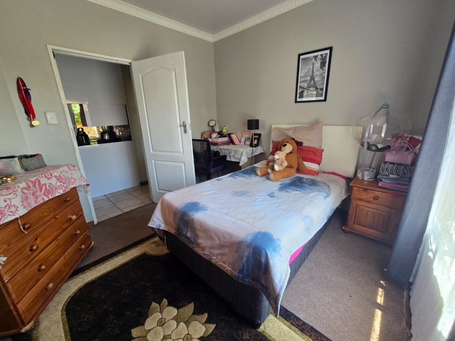 4 Bedroom Property for Sale in Heuwelsig Free State